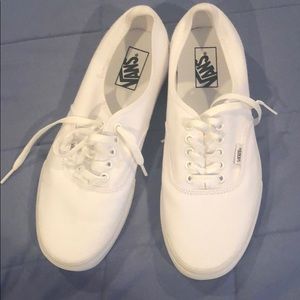 New out of box! Men’s white Vans